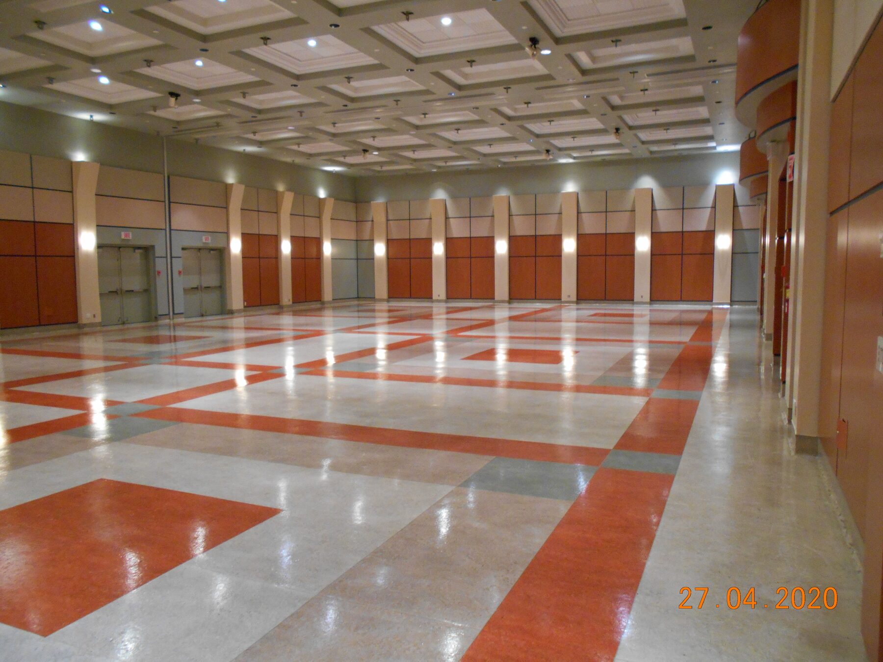 Grande salle du CCTB dégagée